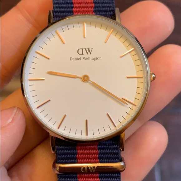 Daniel Wellington rose gold classic petite 32 mm main image 4